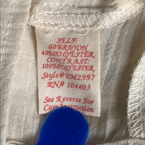 Sleeveless Button Up Top Shirt Embroidered Ribbon Detail Women’s size Large - Picture 7 of 8